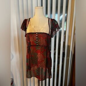 Love Squeezed, Love Squared women’s size 1x multicolored top.